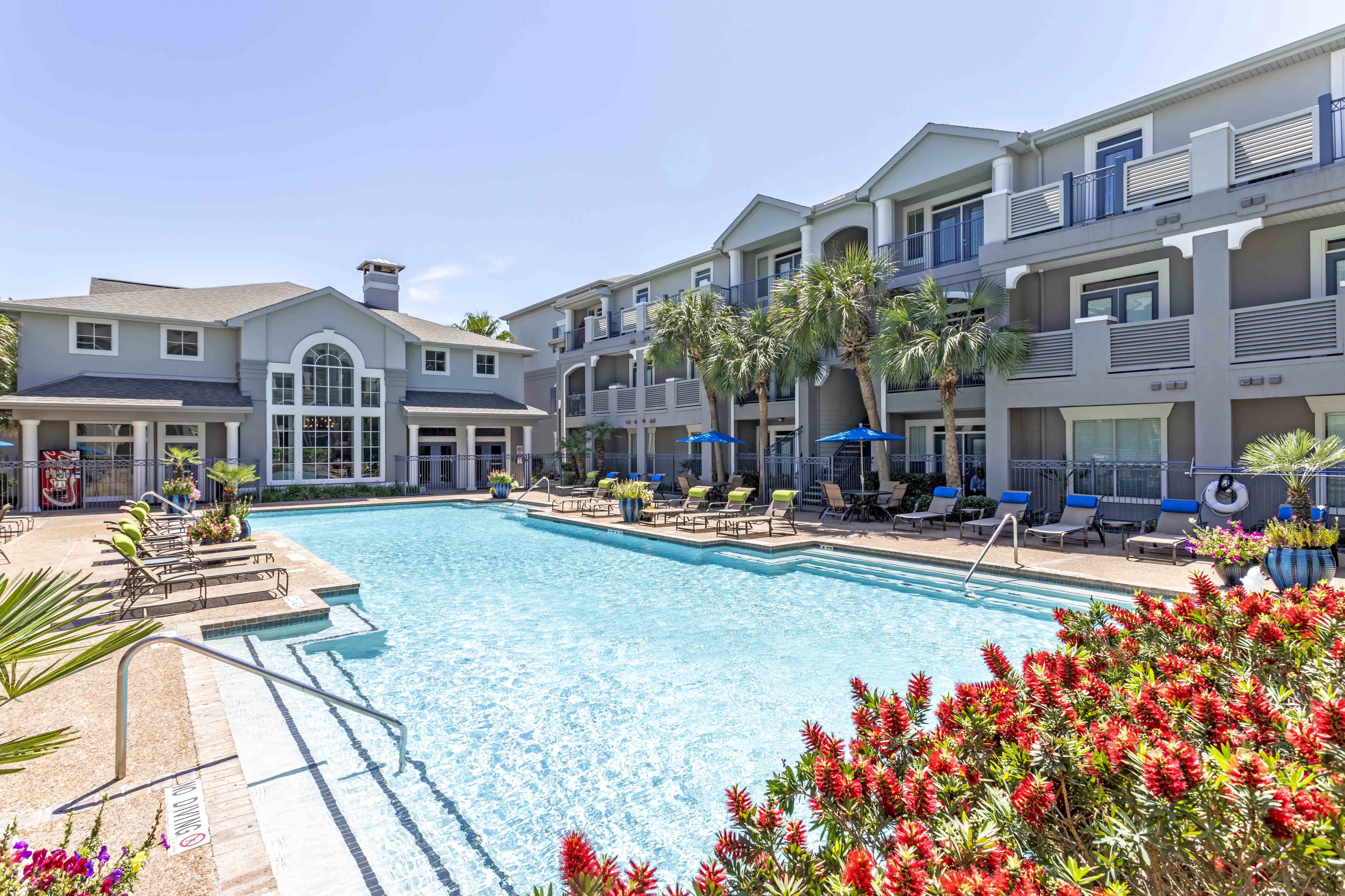 Swimming Pool With Relaxing Sundecks at Kirby Place Apartments, Texas